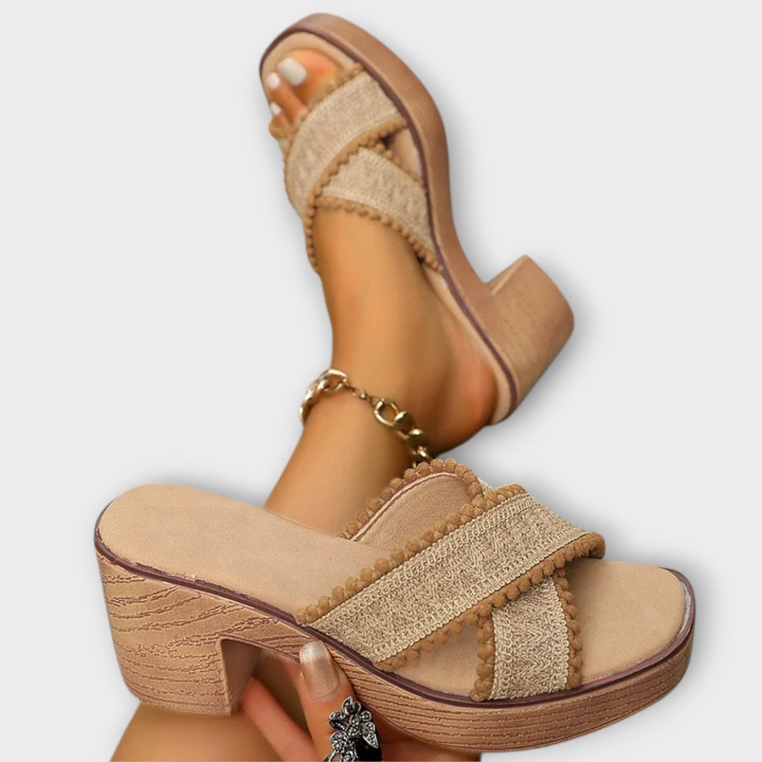Camila - Tacones gruesos con tiras cruzadas